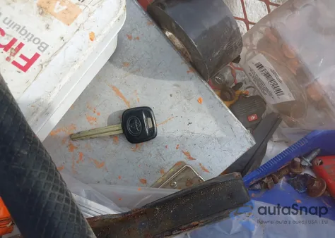 2002 Toyota Camry Le из США, поврежденный, VIN 4T1BE32KX2U557922